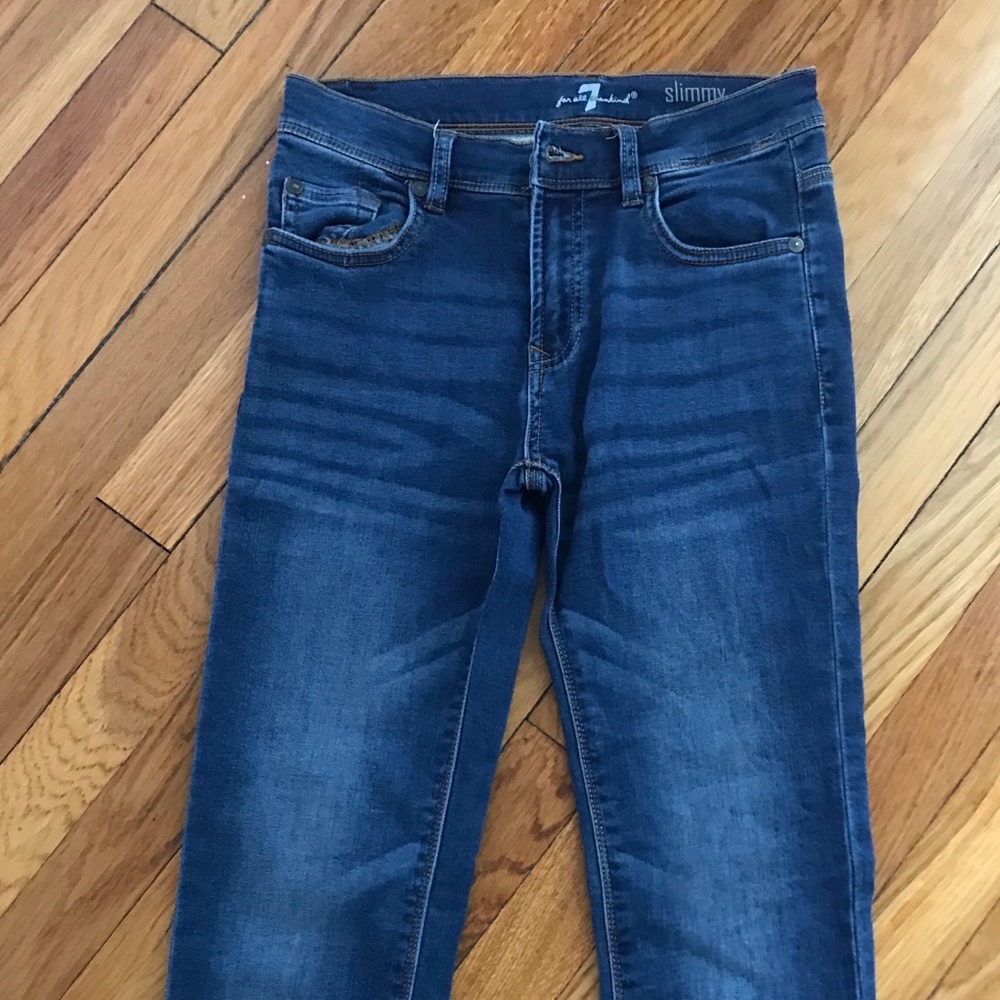 Like NEW - 7 For All Mankind Slimmy Jeans